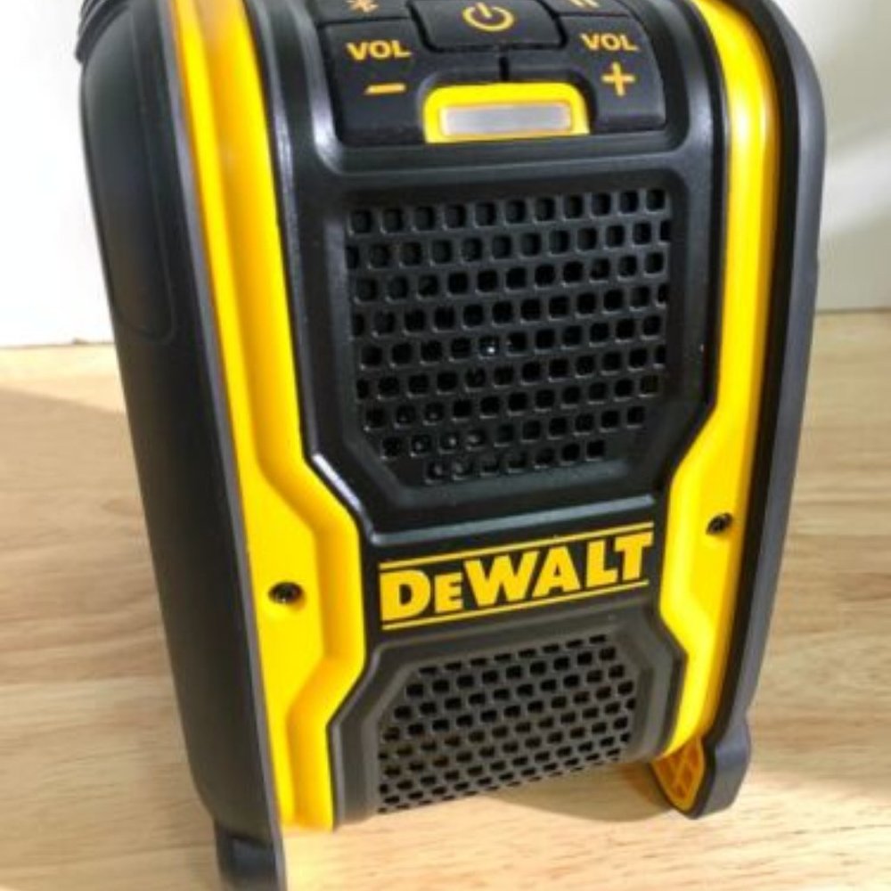 🆕 DEWALT DCR006 12V / 20V MAX LITHIUM ION Bluetooth Speaker for Jobsite